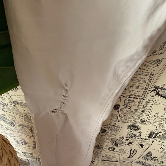 Lucky brand beige pants SZ 2 / 26 ripped style - Picture 5 of 9